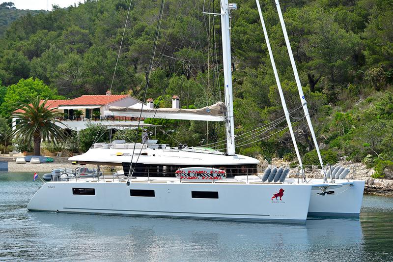 Book yachts online - catamaran - Lagoon 620 - ADRIATIC LION - rent