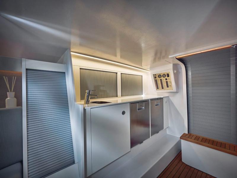 Book yachts online - motorboat - Frauscher 1017 GT - ADRIATIC FALCON - rent