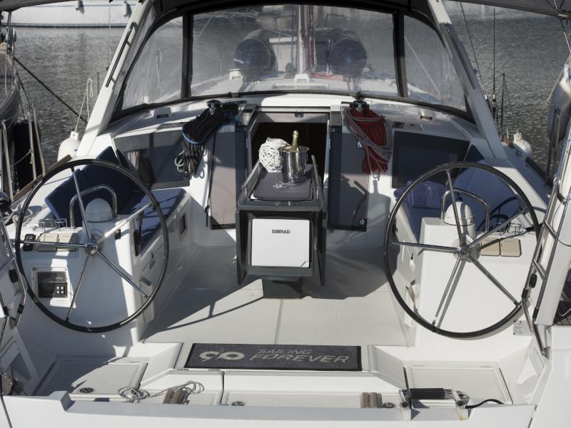 Book yachts online - sailboat - Oceanis 45 - FRIDA  - rent