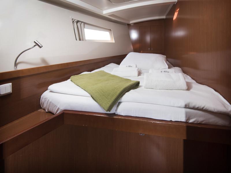 Book yachts online - sailboat - Oceanis 45 - FRIDA  - rent