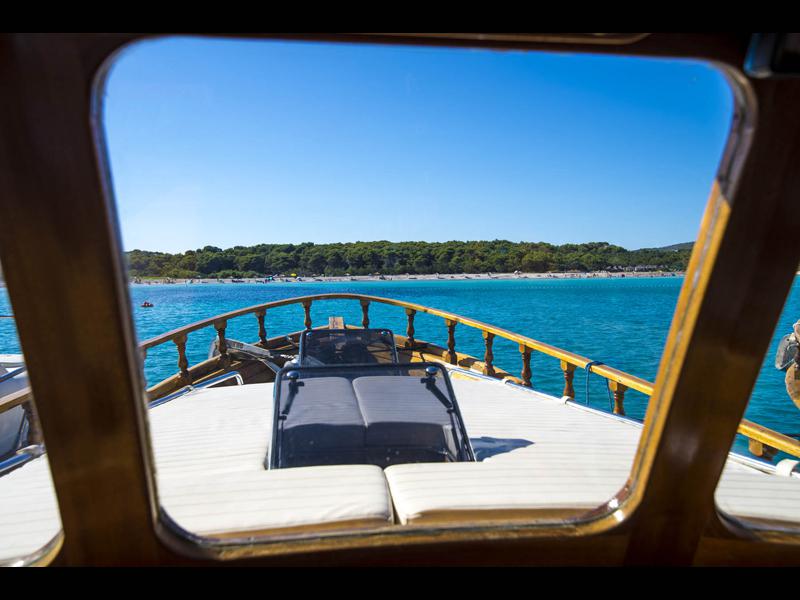 Book yachts online - motorboat - Model Luka - LUKA - rent