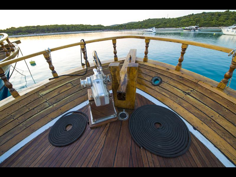 Book yachts online - motorboat - Model Tiho - TIHO - rent