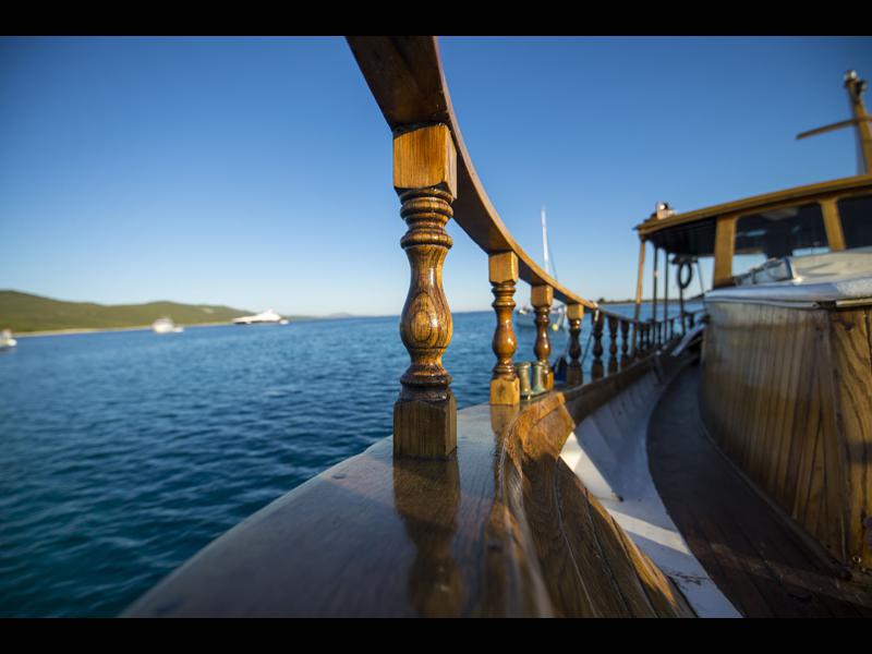 Book yachts online - motorboat - Model Tiho - TIHO - rent