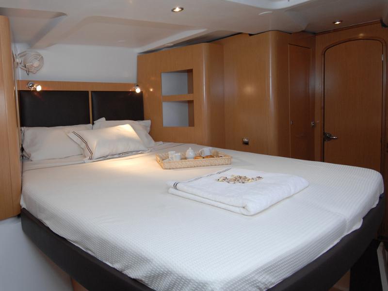 Book yachts online - catamaran - Orana 44 Quatuor - Caria - rent