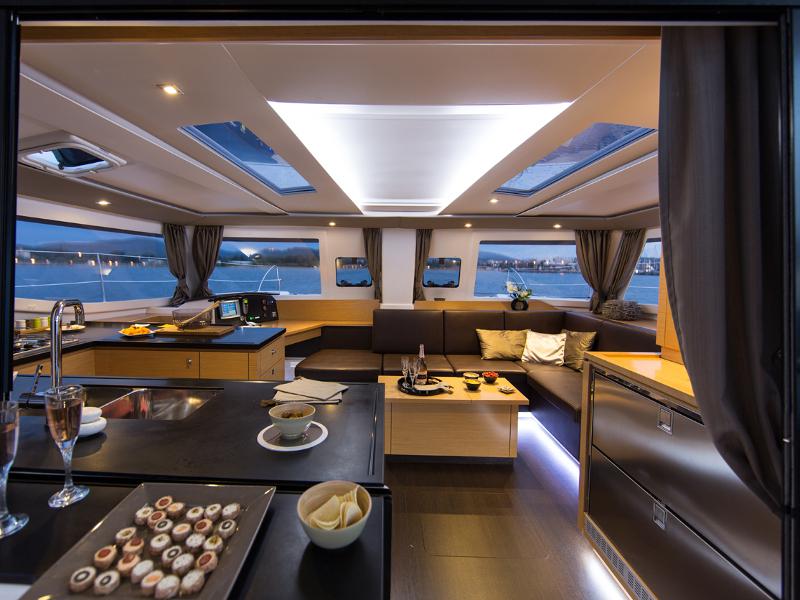 Book yachts online - catamaran - Helia 44 Quatuor - Lycia - rent