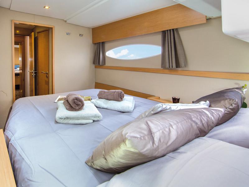 Book yachts online - catamaran - Helia 44 Quatuor - Lycia - rent