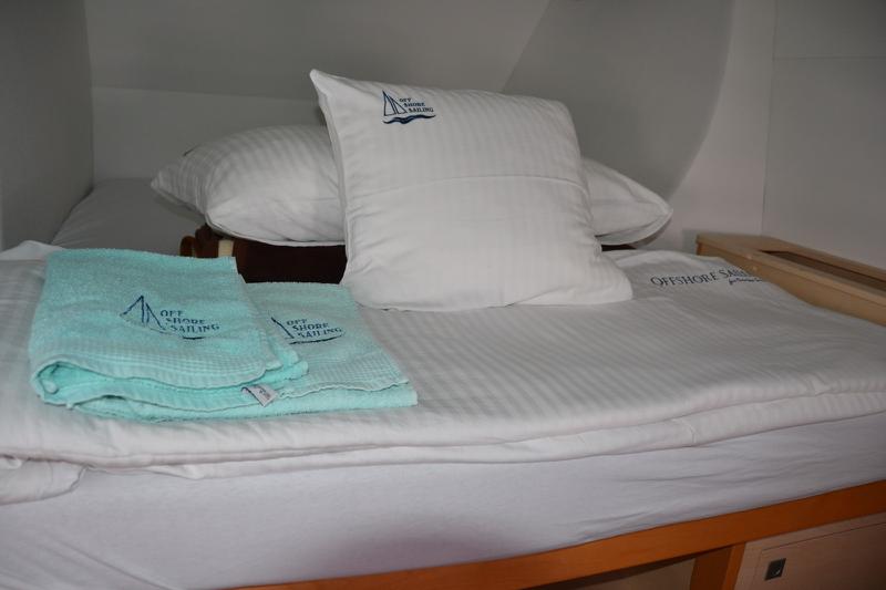 Book yachts online - catamaran - Catana 47 Carbon - Xenia II - rent