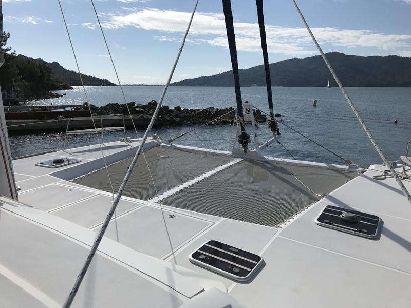 Book yachts online - catamaran - Catana 47 Carbon - Xenia II - rent