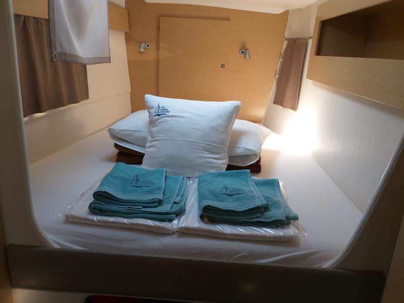 Book yachts online - catamaran - Lipari 41 Quatuor - Mirada - rent