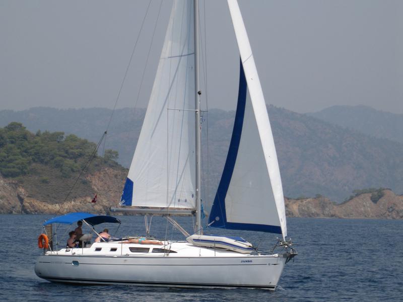 Book yachts online - sailboat - Sun Odyssey 37 (1) - Jambo - rent