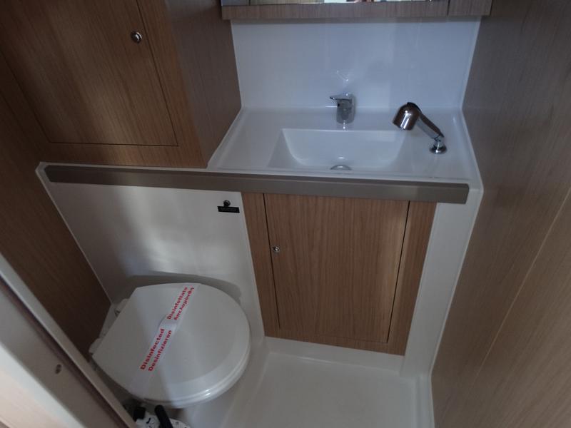 Book yachts online - sailboat - Oceanis 41.1 - KOS 41.7 - rent