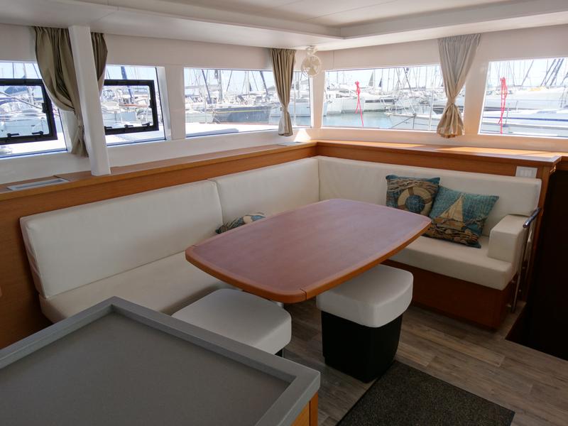 Book yachts online - catamaran - Lagoon 450 - KOS 450.2 - rent