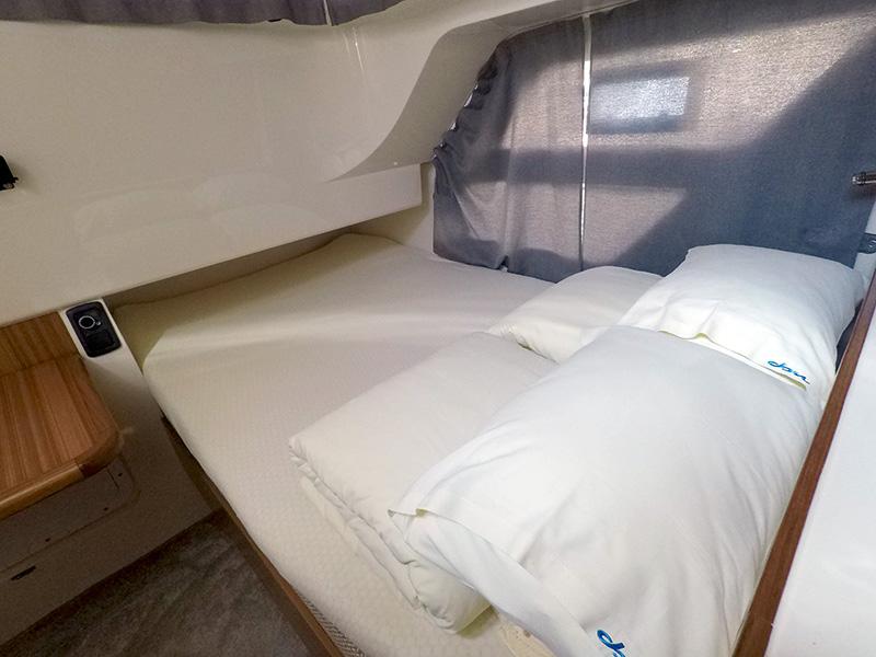 Book yachts online - motorboat - Marex 320 ACC - Aurora (Bowthruster, Sterntruster) - rent