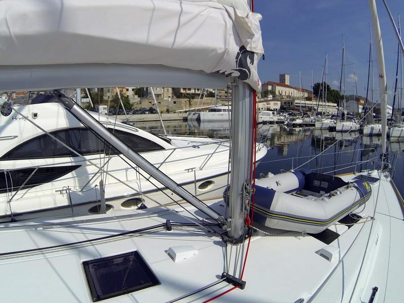 Book yachts online - sailboat - Oceanis 45 - Neška II - BT - rent