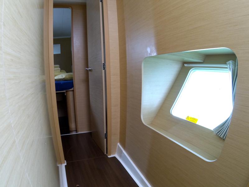 Book yachts online - catamaran - Lagoon 400 - Duplo (Mainsail 2018, Solar panel) - rent