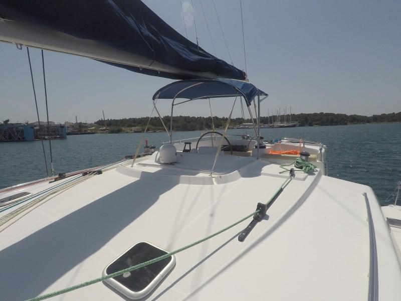 Book yachts online - catamaran - Lagoon 440 - Coco Jumbo (Solar panel) - rent