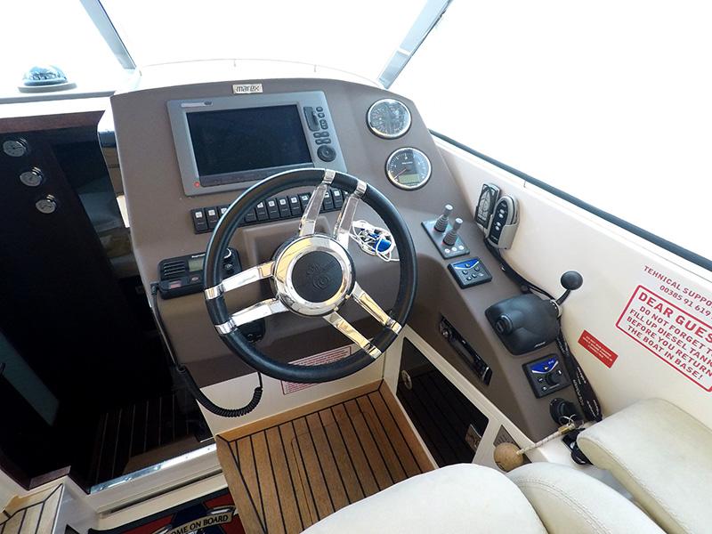 Book yachts online - motorboat - Marex 370 ACC - Fily (AC, Generator, Bowthruster, Sterntruster) - rent