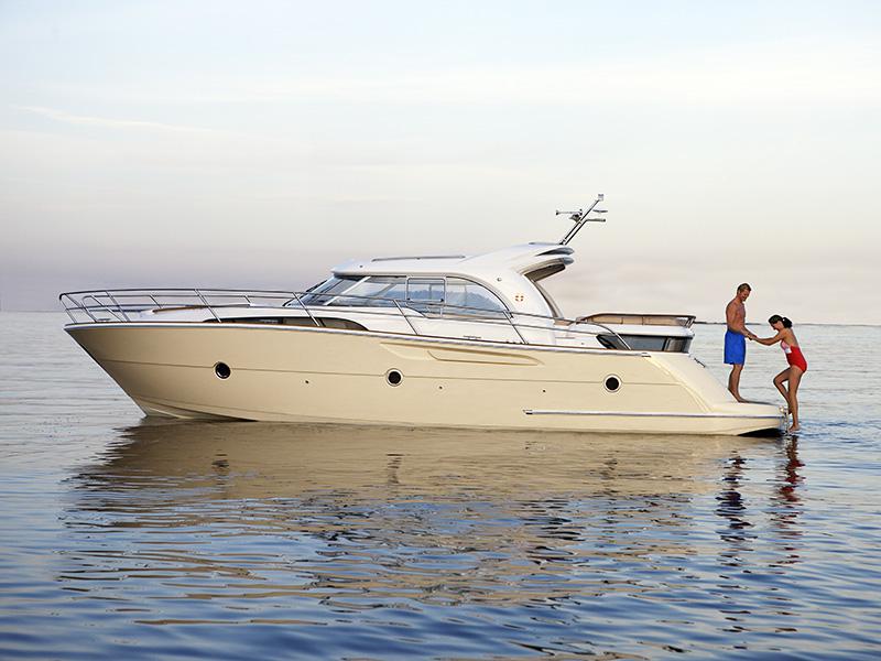 Book yachts online - motorboat - Marex 370 ACC - Fily (AC, Generator, Bowthruster, Sterntruster) - rent