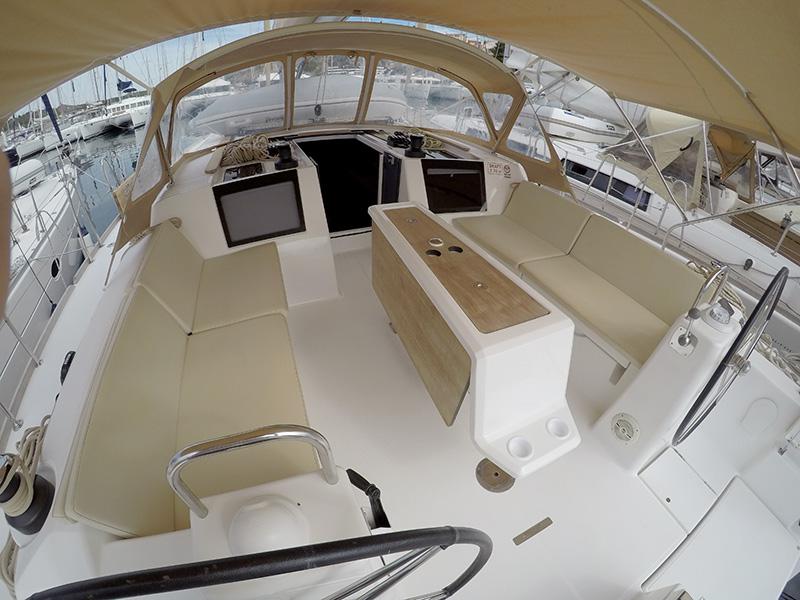 Book yachts online - sailboat - Dufour 460 4 cab - Get Lucky - BT - rent