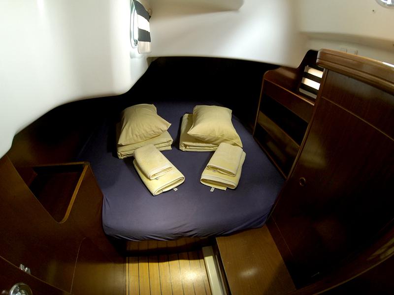 Book yachts online - sailboat - Oceanis Clipper 411 - Ana Maria (Sails 2020) - rent