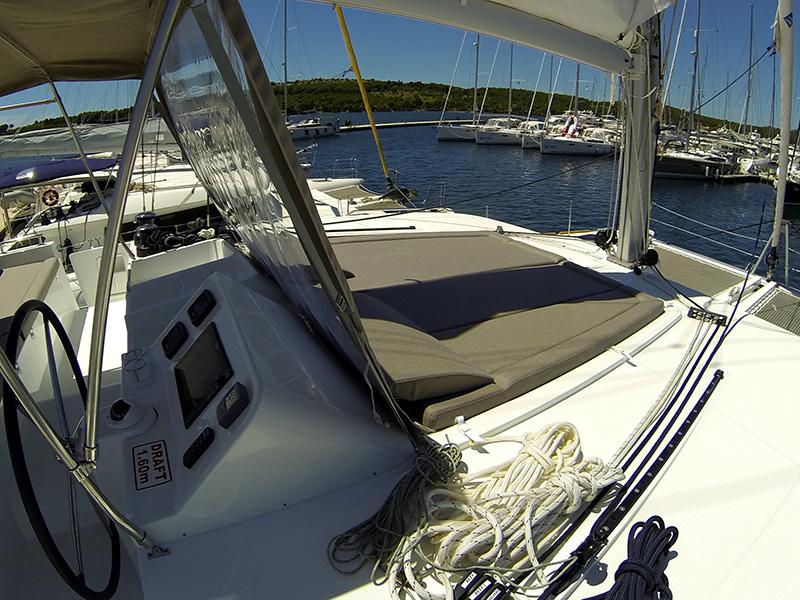 Book yachts online - catamaran - Lagoon 450 - Juraj - rent