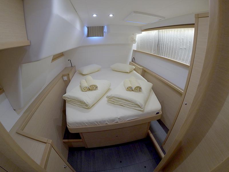 Book yachts online - catamaran - Lagoon 450 - Juraj - rent