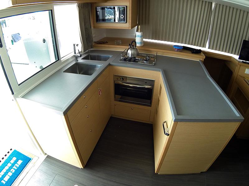 Book yachts online - catamaran - Lagoon 450 - Juraj - rent