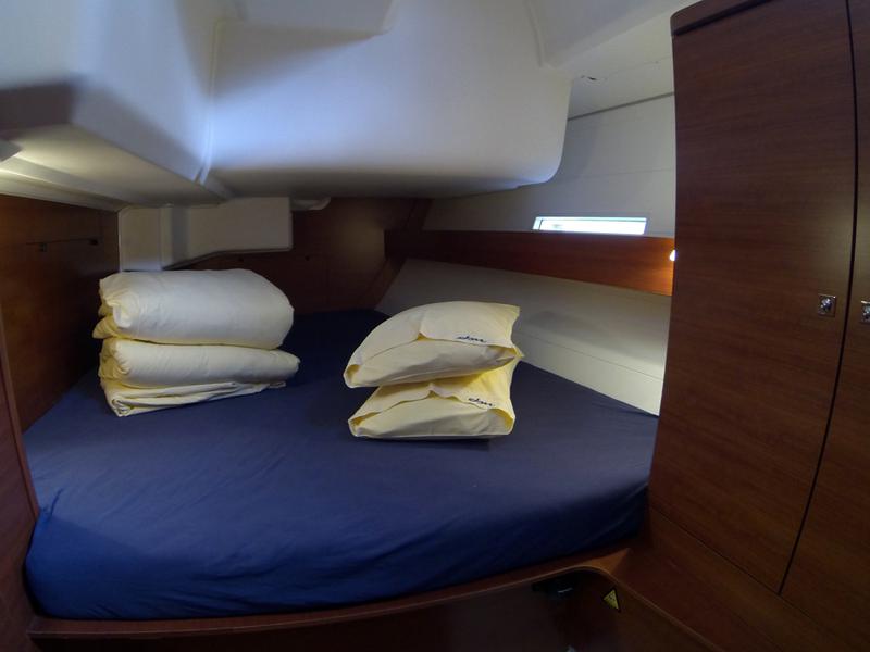 Book yachts online - sailboat - Dufour 445 GL - Secret life - BT - rent