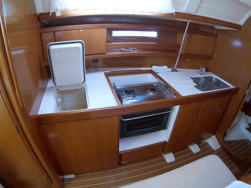 Book yachts online - sailboat - Dufour 365 GL - Tatomir - rent