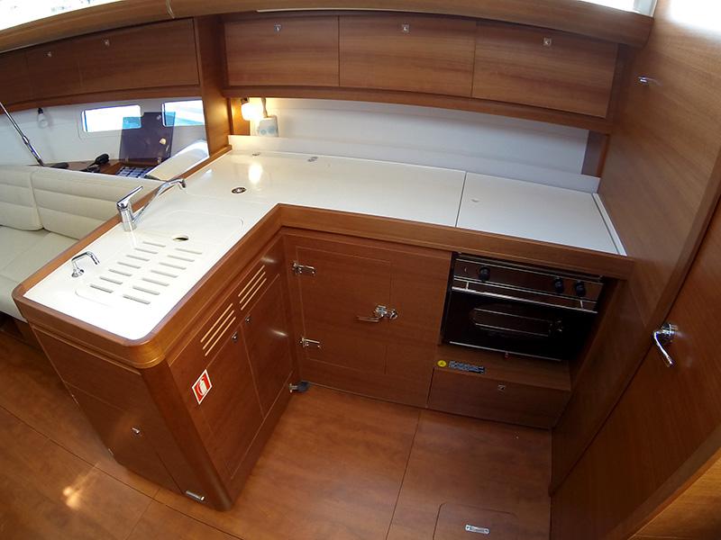 Book yachts online - sailboat - Dufour 412 GL - Amazing - BT - rent