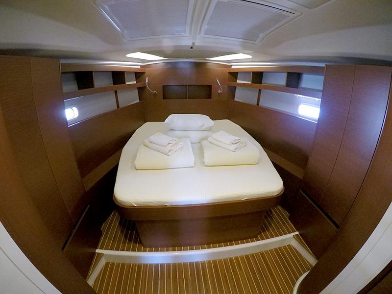 Book yachts online - sailboat - Hanse 458 - Summer wind - BT - rent