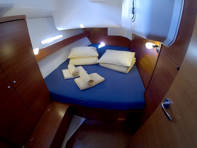 Book yachts online - sailboat - Dufour 445 GL - Prggino II - BT - rent