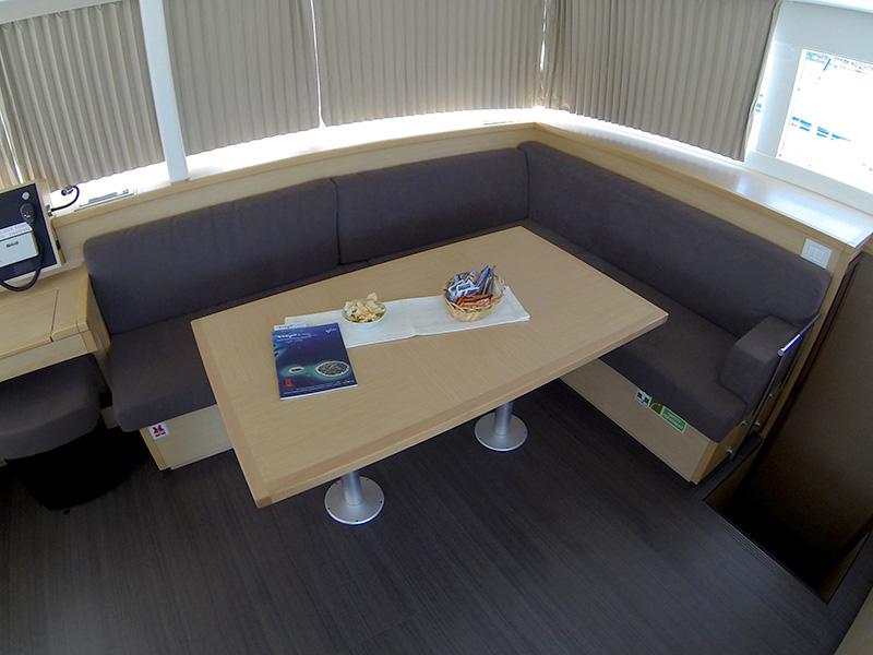 Book yachts online - catamaran - Lagoon 450 - Marčelina - rent