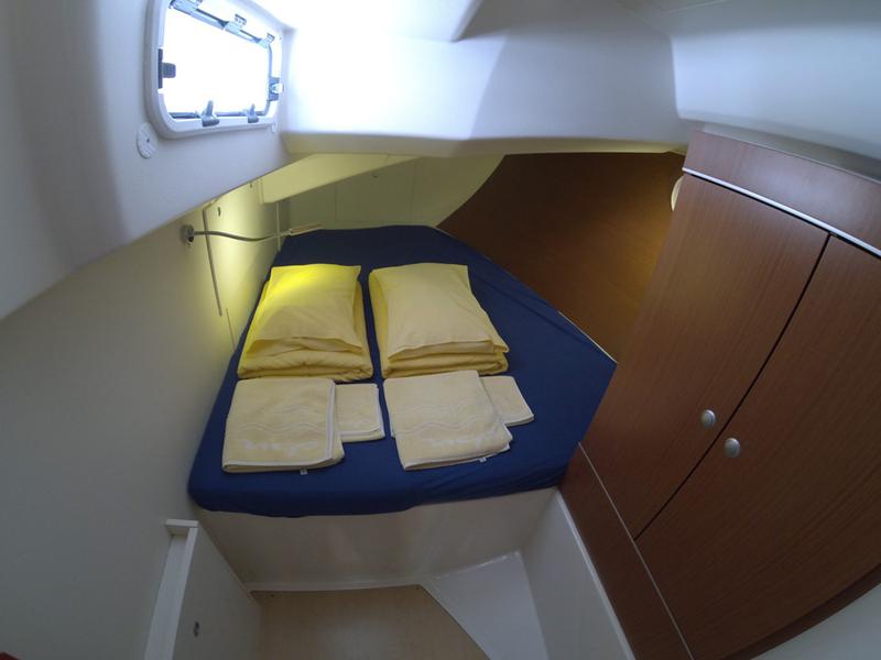 Book yachts online - sailboat - Hanse 445 - Maja lll - BT - rent