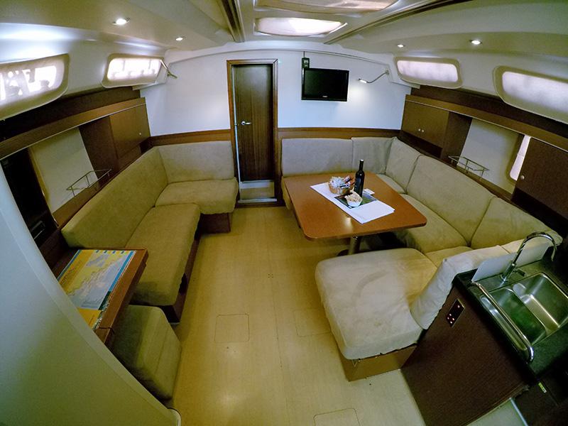 Book yachts online - sailboat - Hanse 445 - Maja lll - BT - rent