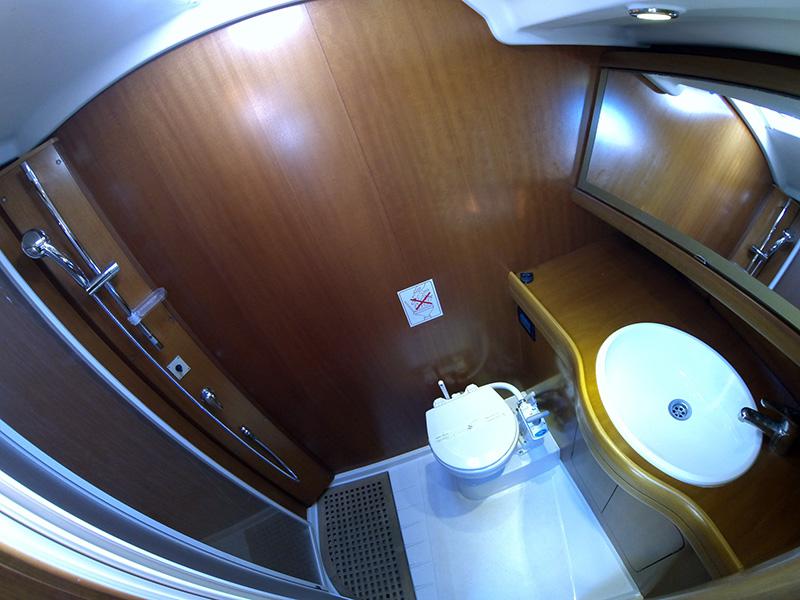 Book yachts online - sailboat - Grand Soleil 45 - Pingala (Sails 2015, Bowthruster) - rent