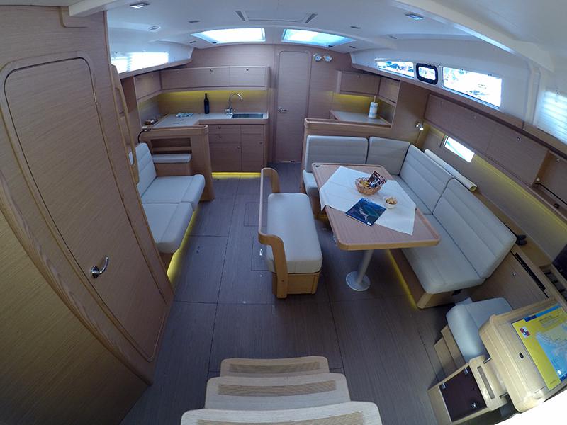 Book yachts online - sailboat - Dufour 460 GL 3 cab - Avalon II - BT - rent