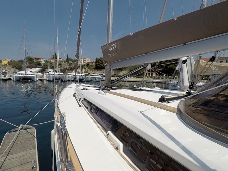 Book yachts online - sailboat - Dufour 460 GL 3 cab - Avalon II - BT - rent