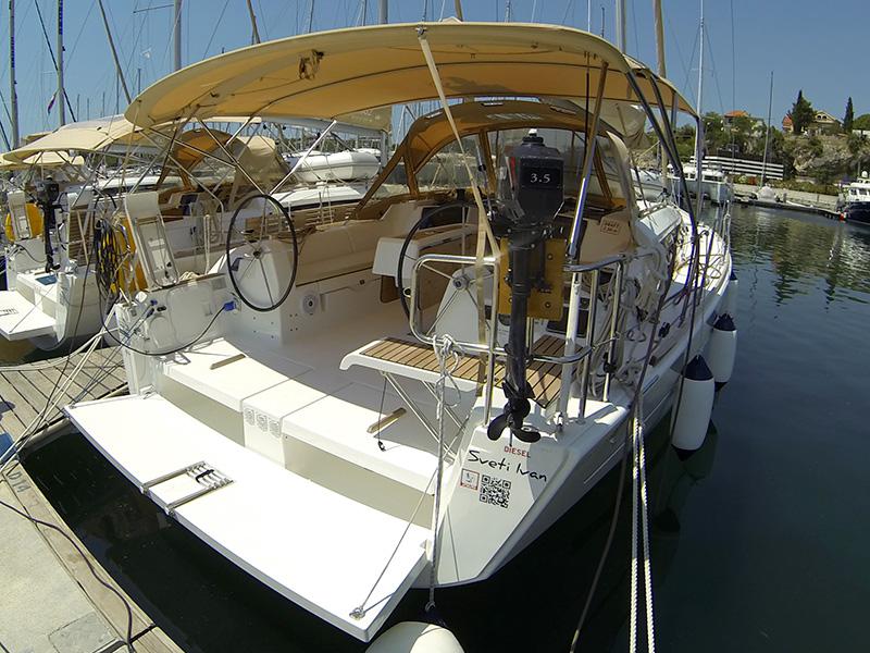 Book yachts online - sailboat - Dufour 382 GL - Sveti Ivan - BT - rent