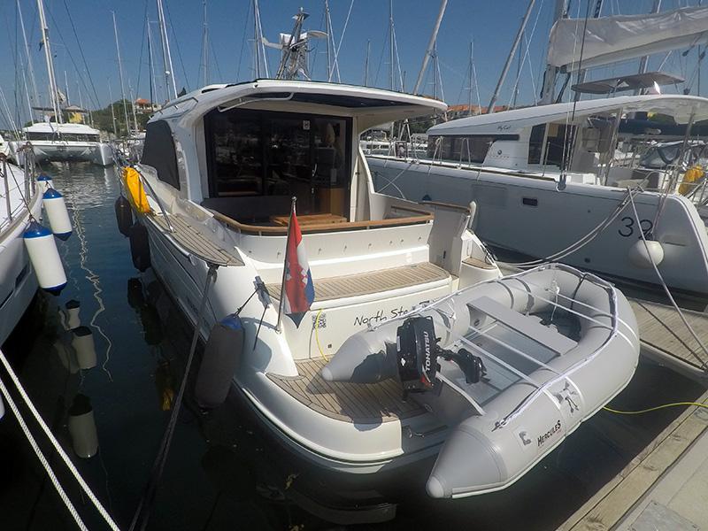 Book yachts online - motorboat - Marex 375 - North star (AC, Generator, Bowthruster, Sterntruster) - rent