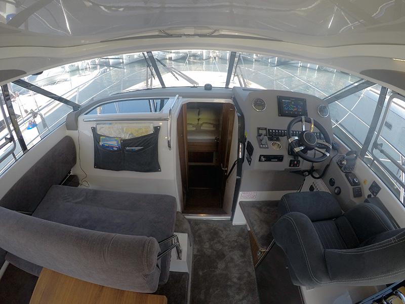Book yachts online - motorboat - Marex 375 - North star (AC, Generator, Bowthruster, Sterntruster) - rent