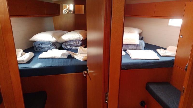 Book yachts online - sailboat - Bavaria Cruiser 46 - EFI - rent