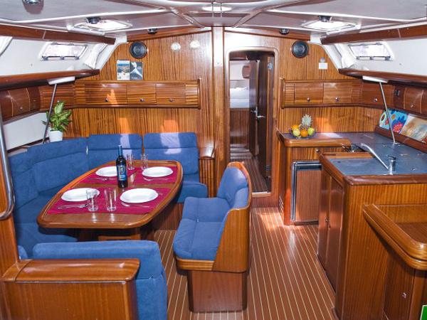 Book yachts online - sailboat - Bavaria 49 - Green Island - rent