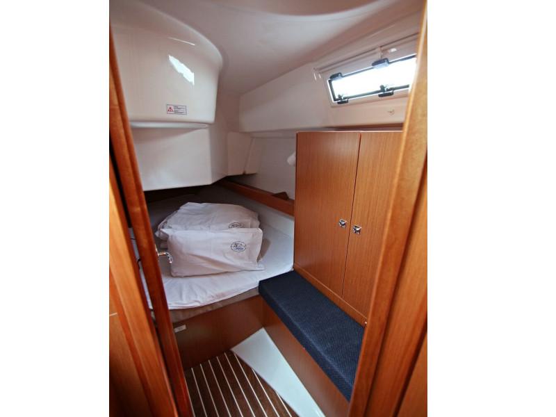 Book yachts online - sailboat - BAVARIA C 34 - LUCY - rent