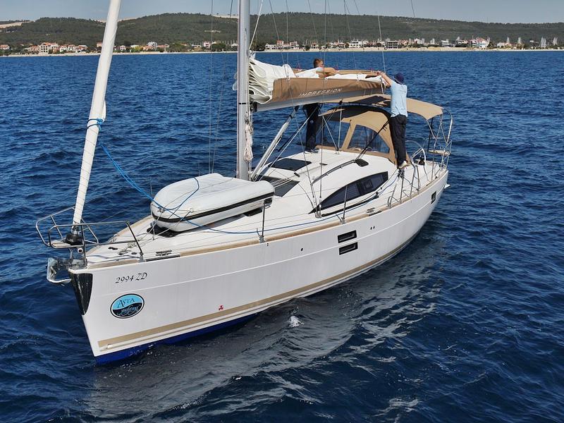 Book yachts online - sailboat - ELAN 40 Impression BT - LYRA - rent