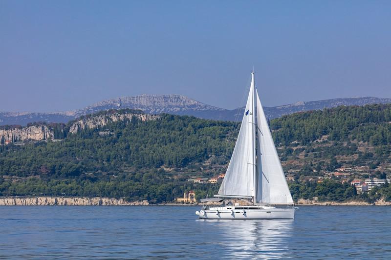 Book yachts online - sailboat - Bavaria Cruiser 46 - JOSIP - rent