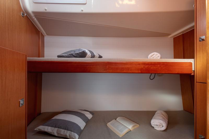 Book yachts online - sailboat - Bavaria Cruiser 51 - LUI - rent