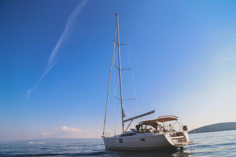 Book yachts online - sailboat - Elan 50 Impression - LENA - rent