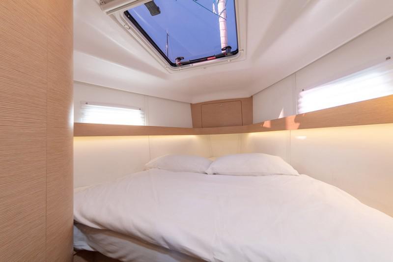 Book yachts online - sailboat - Elan 45 Impression - NUGAL - rent