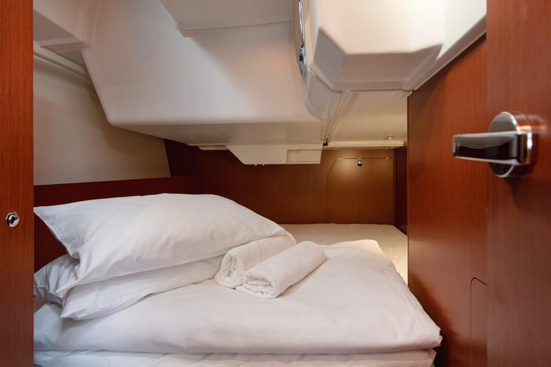 Book yachts online - sailboat - Beneteau Oceanis 38.1 - ANIMA MARIS 2 - rent